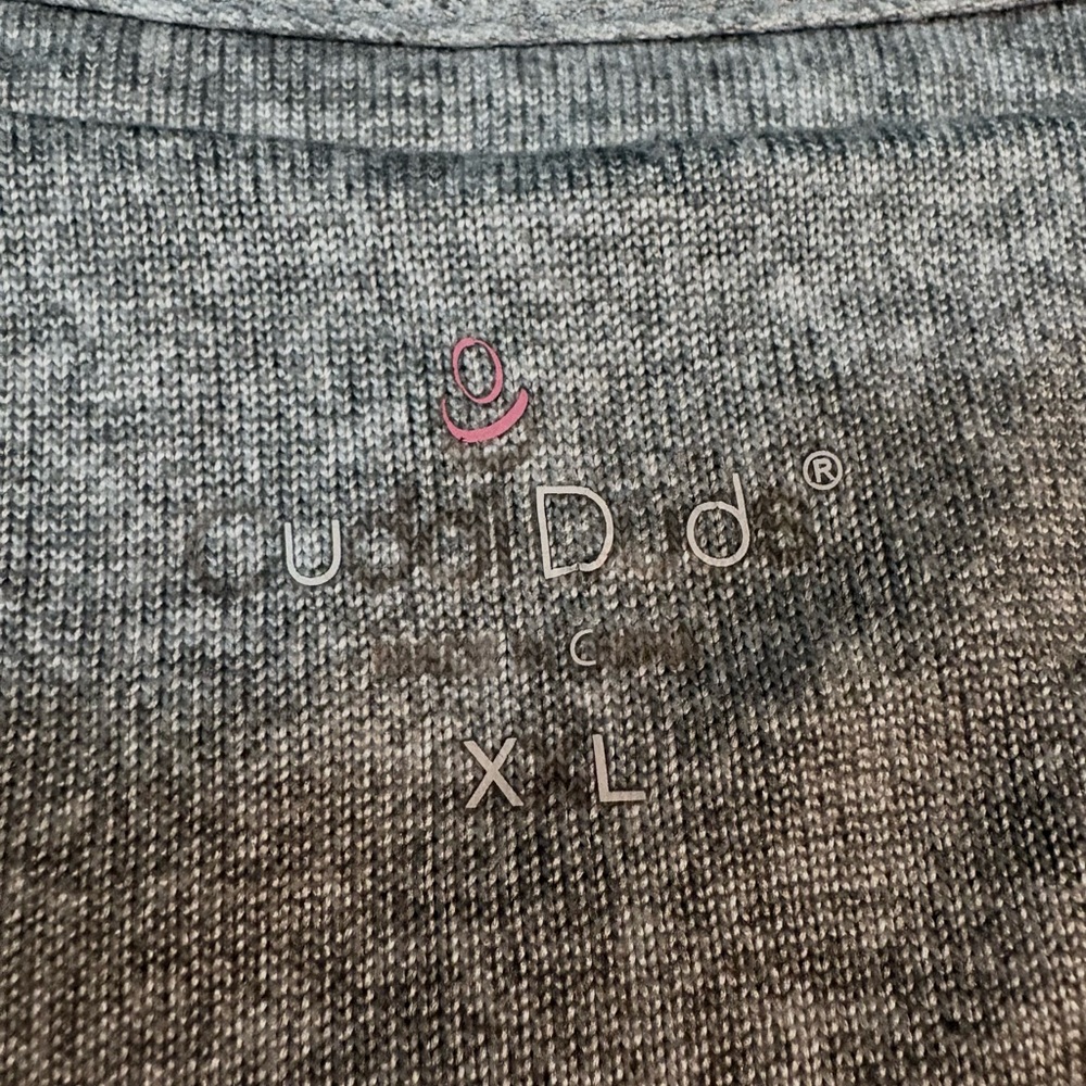 Cuddl Duds Pink and Gray Pajama Set - Picture 5 of 15